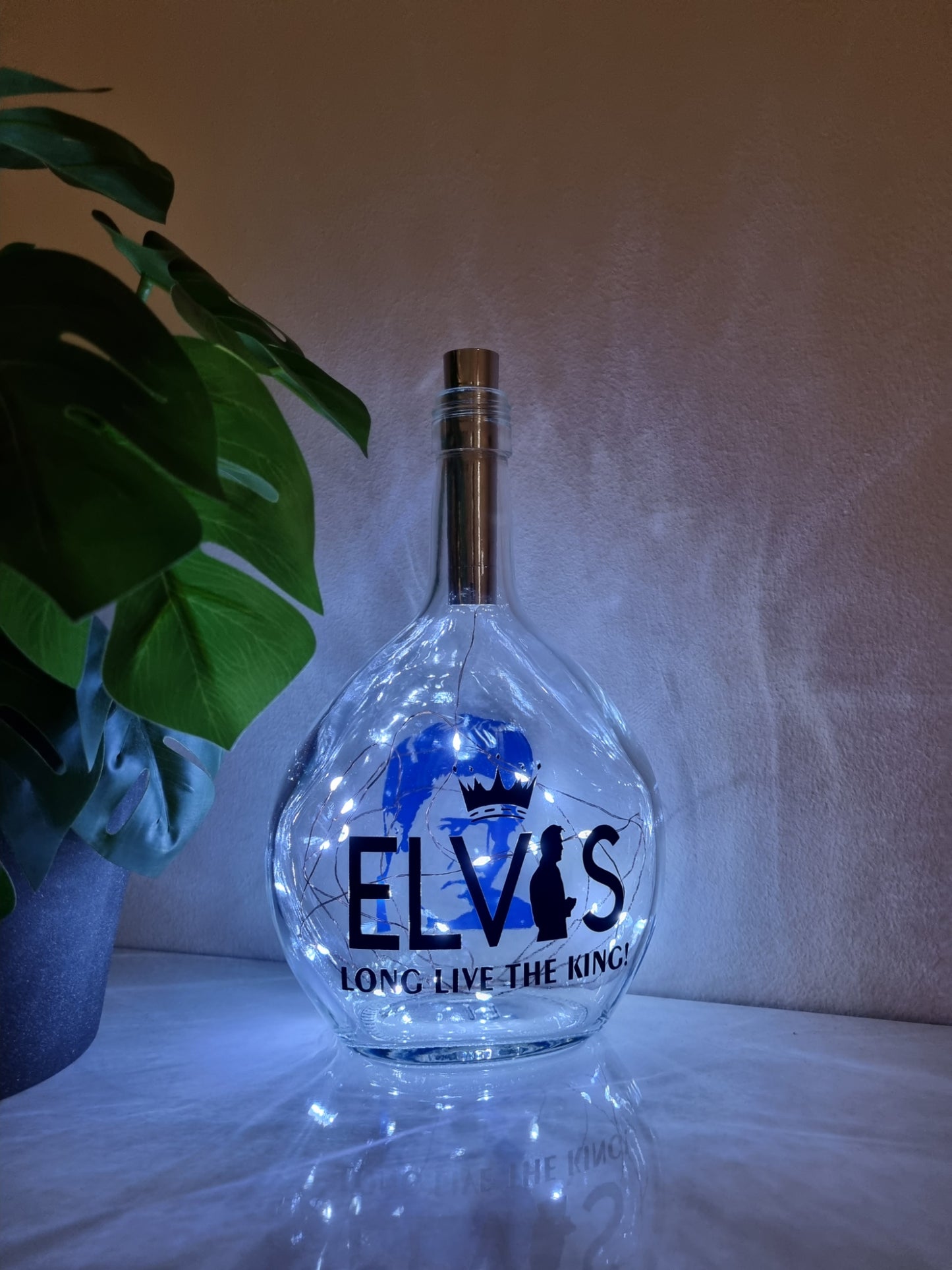 Elvis 'Long Live the King' Glass Light Up Bottle / Night Lamp