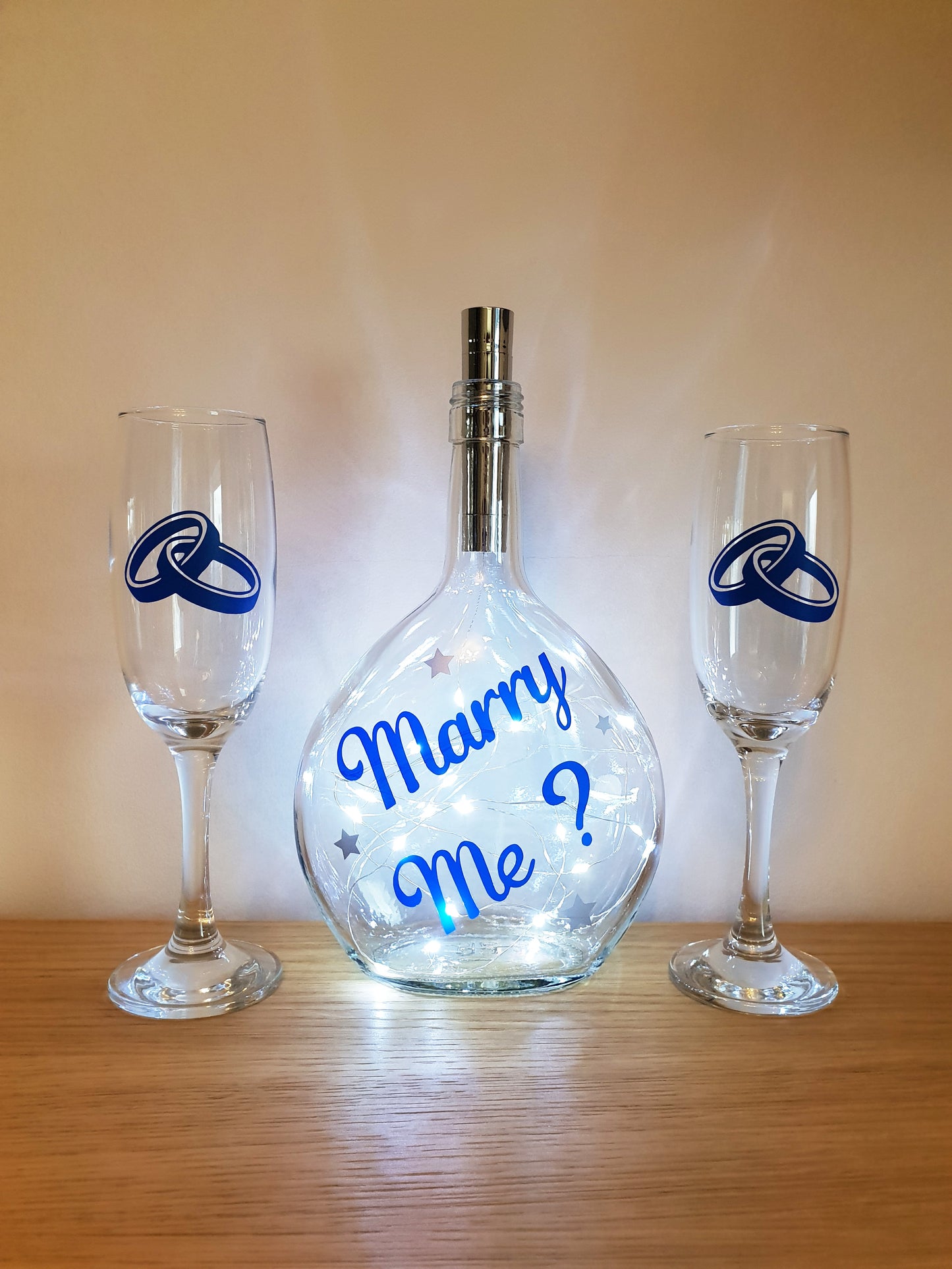 Marry Me ? Bottle Light and Champagne Glass Gift Set