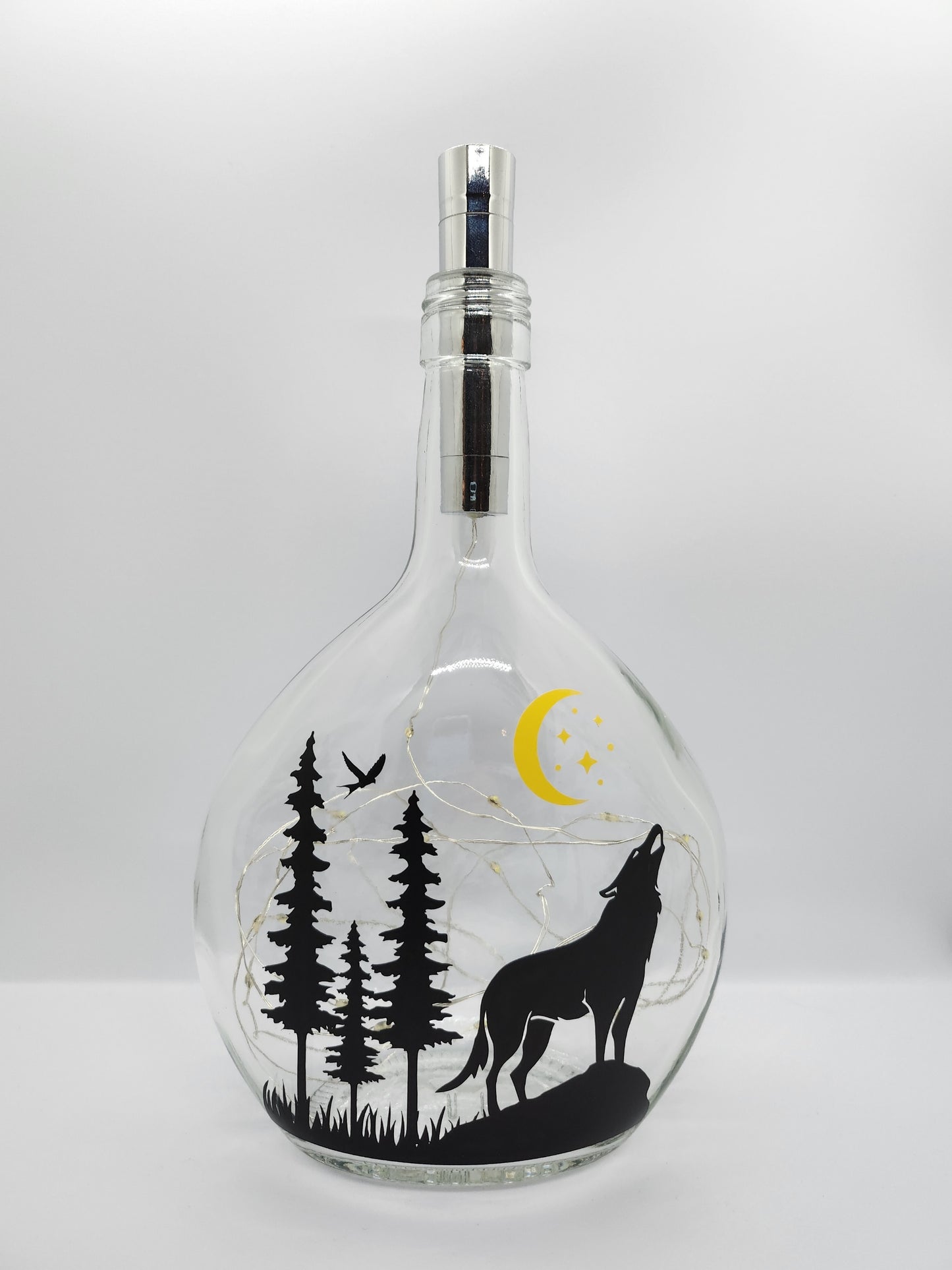 Wolf Howling at the Moon Glass Light Up Bottle / Night Lamp