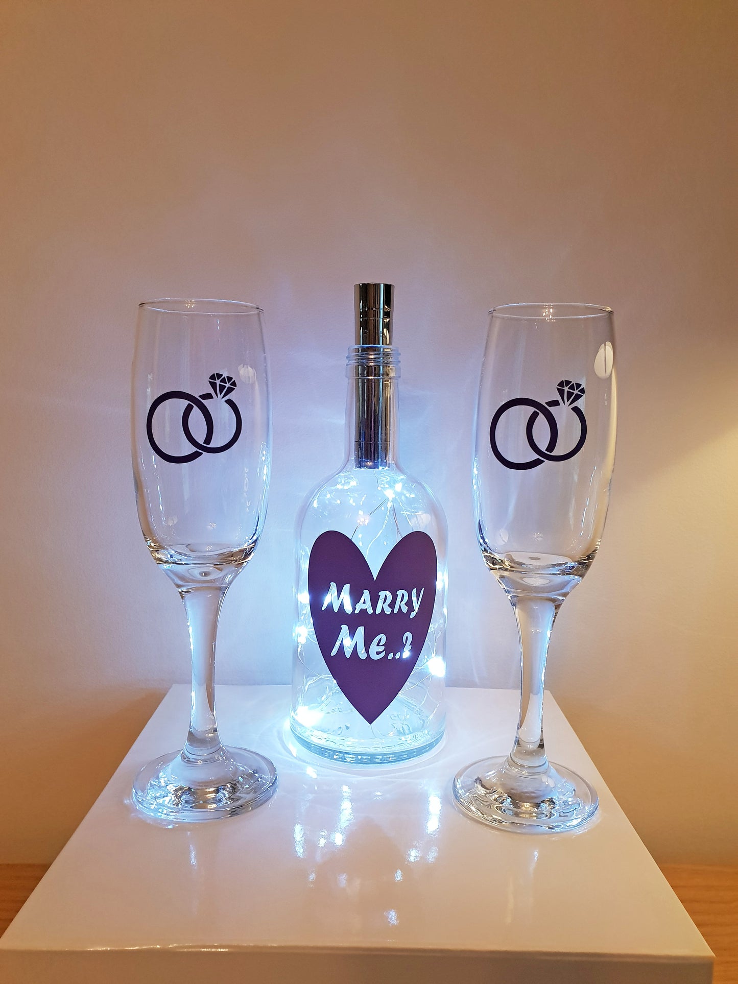 Marry Me ? Bottle Light and Champagne Glass Gift Set