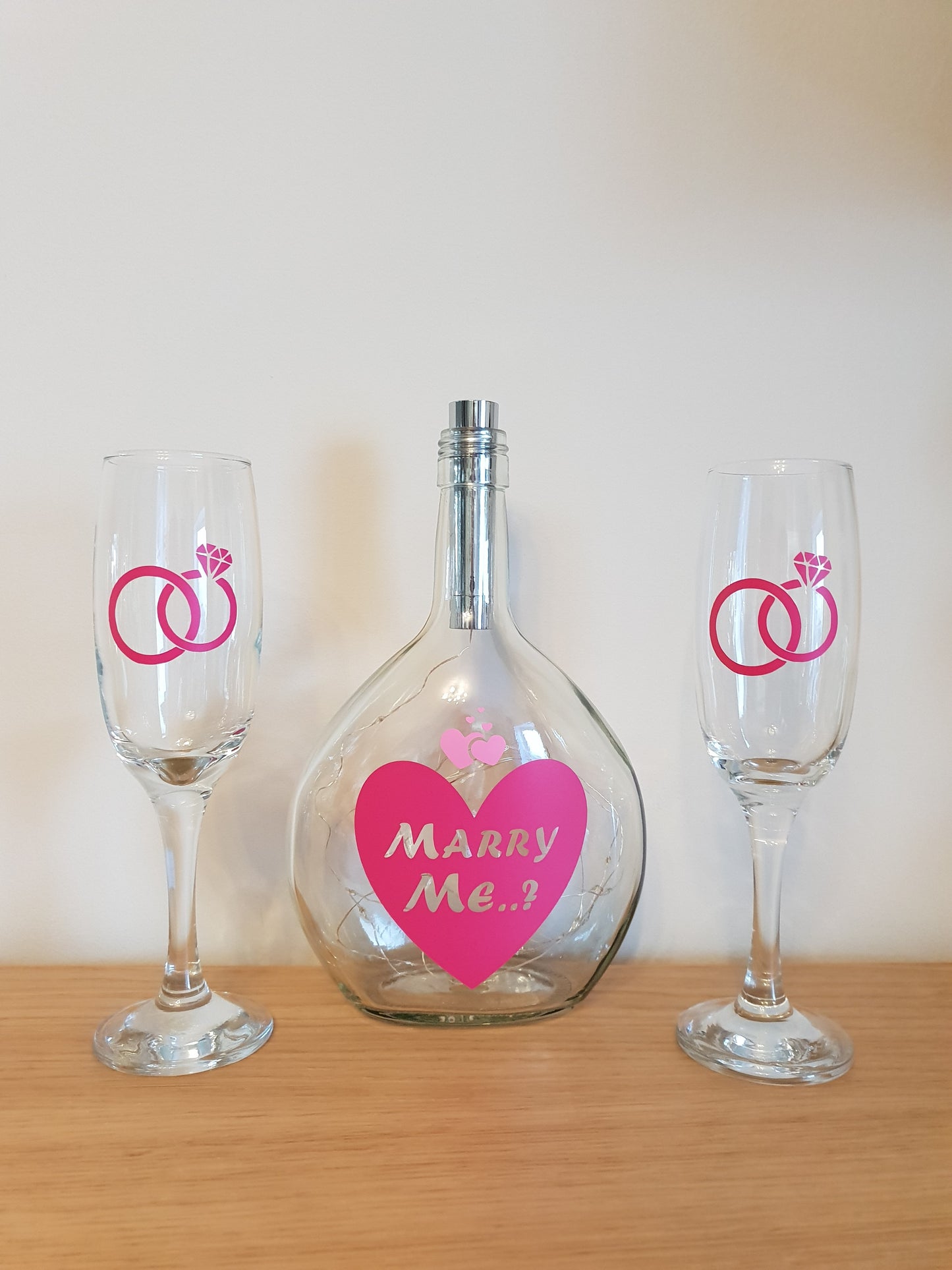 Marry Me ? Bottle Light and Champagne Glass Gift Set