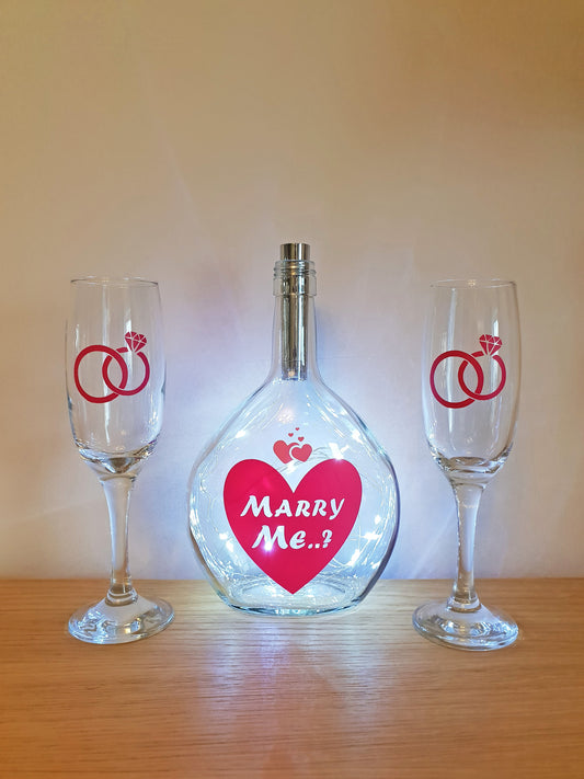 Marry Me ? Bottle Light and Champagne Glass Gift Set